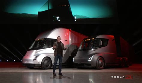 Photos Elon Musk Unveils Teslas New Electric Semi Truck And New