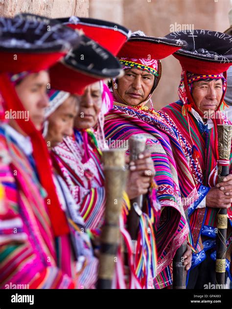 Pisac Peru May 15 Quechua Elders In Traditional Clothing In A Small