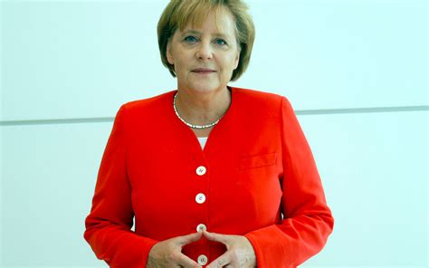 Angela dorothea merkel (born angela dorothea kasner, july 17, 1954, in hamburg, west germany), is the chancellor of germany and the first woman to hold this office. Angela Merkel gibt den Parteivorsitz ab - wird sie uns ...
