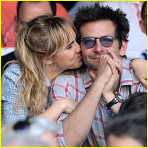 Suki Waterhouse Kisses Bradley Cooper At Wimbledon Bradley Cooper Suki Waterhouse Just