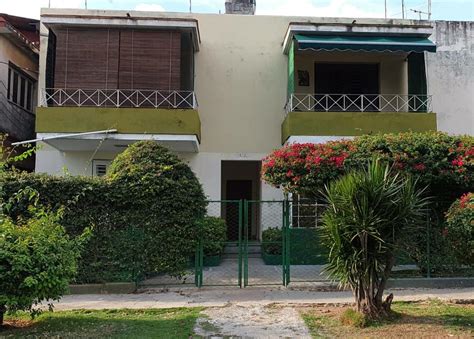 Viviendas Casas En Venta Vendo Apartamento En El Vedado En La Habana