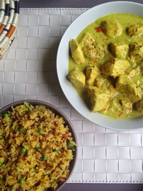 Curry de Poulet au Lait de Coco et Riz Parfumé A l Indienne et une