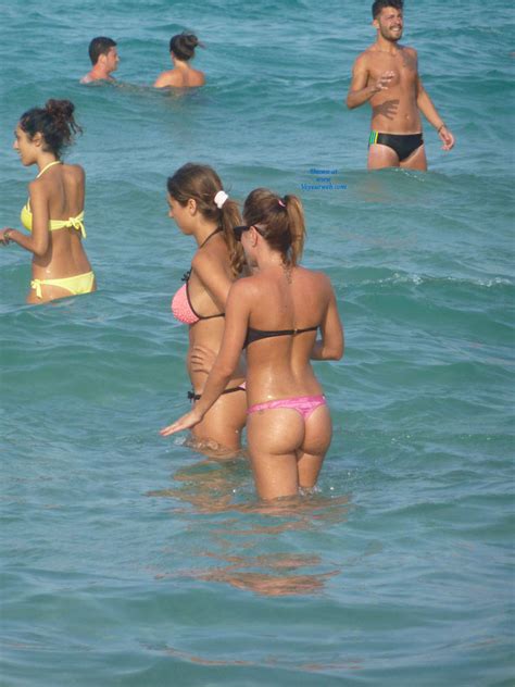 Italian Beach Assesnot Nude But Good July 2014
