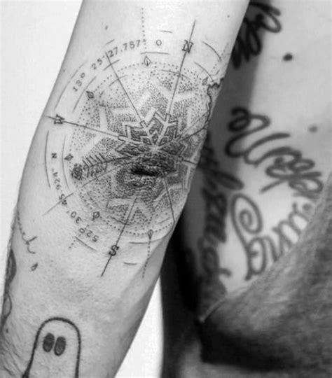 Bill kaulitz tokio hotel tatouage temporaire bras freiheit. Bill Kaulitz & Tokio Hotel | Tokio hotel, Bill kaulitz ...