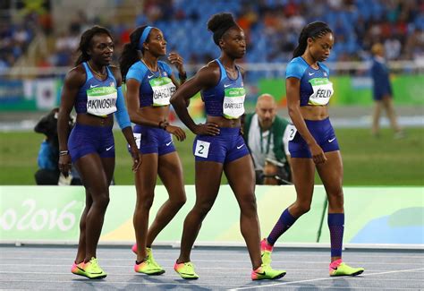 2016 Rio Olympics The Usa Womens 4 X 100m Relay Team In A Solo Re Run