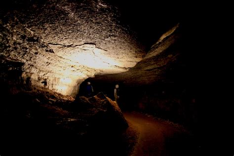 Grand Avenue Tour At Mammoth Cave National Park Kentucky