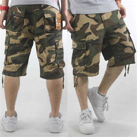 what to wear with camo cargo shorts for men