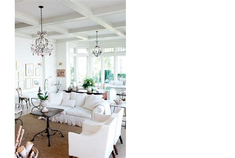 Elegant White Living Room With Ceiling Detail White Living Room Home