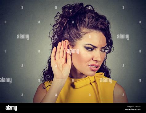 Carefully Listening Hi Res Stock Photography And Images Alamy