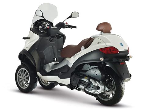Suspension upgrade for mp3 500 piaggio mp3 or similar advise please 2012 Piaggio Mp3 Touring LT500IE scooter Insurance