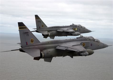 Miltary-Wallpapers|Guns-hd-Wallpaper: Jet Fighter Attack Airplanes Jaguar