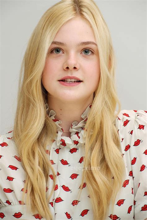 Elle Fanning Filmography And Biography On Moviesfilm