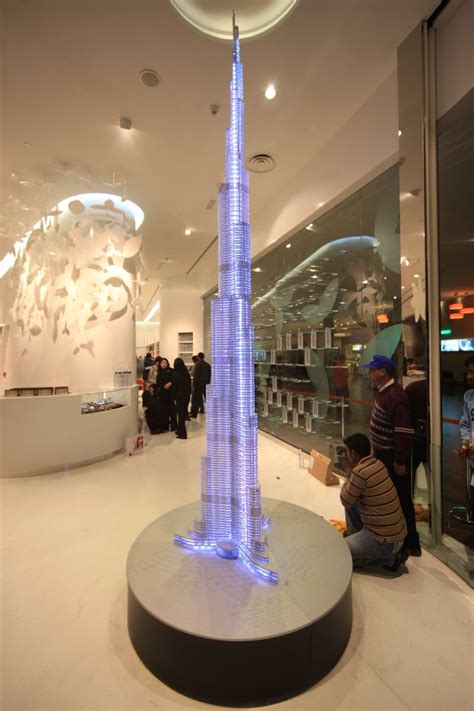 Dubais Burj Khalifa Building Is The Tallest In The World Floor 123 Is