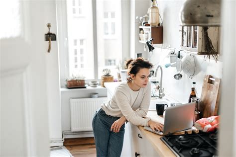Our home loan calculator can help you calculate your home loan repayments and estimate the true cost of your mortgage, including interest rates, stamp duty, insurance and more. Repayment calculator - Bluebay Home Loans