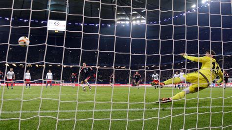 Jadon sancho schießt borussia dortmund im topspiel gegen leipzig zum sieg. Fußball-Bundesliga heute: Der 19. Spieltag im Live-Ticker
