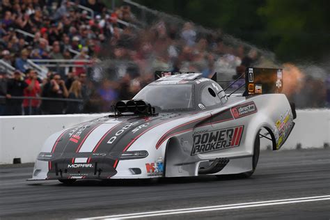 Nhra Torrence Sets Track Record At New England Nationals