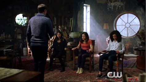 The House In The New Charmed Reboot May Look Familiar Hooked On Houses