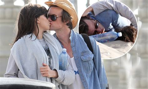 Doctor Who Star Matt Smith And Daisy Lowe Take Their Never Ending Pda