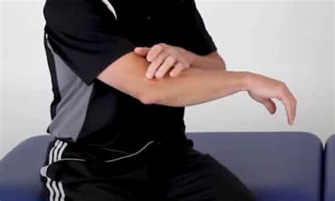 Pain On Elbow Skin Causes Signs Treatment Health Advisor