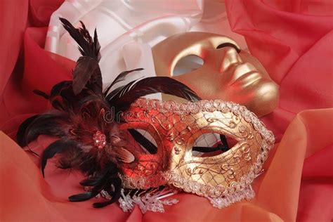 Máscaras venecianas foto de archivo Imagen de teatral 7481138