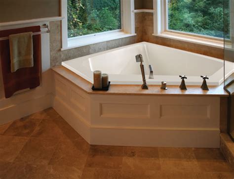 This is not a simple tub to discover. HydroSystems Courtney corner whirlpool tub, jetted tub ...