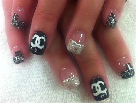 Pin By Luxenluv80 On ♥♥nail♥♥ Envy♥♥ Chanel Nails Design Chanel