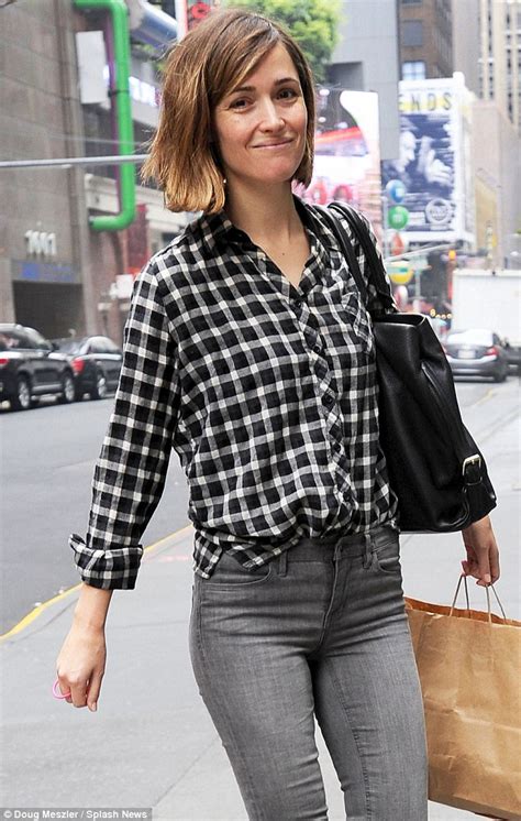 Rose Byrne Goes Make Up Free As She Arrives For Performance Of New Play