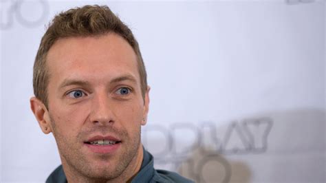 Chris Martin Reportedly Had An Affair With Assistant While Appearing On