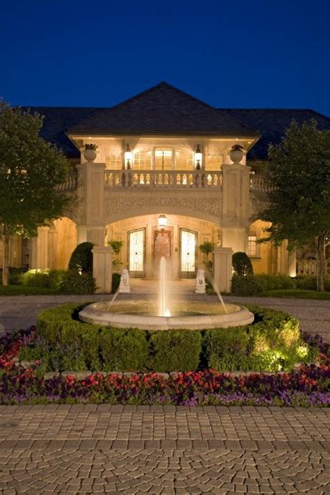 Tarmac driveways (or asphalt) are a cheaper option and might be an idea for a small front garden driveway if you're on a budget. Love circle drive with a fountain | House entrance ...
