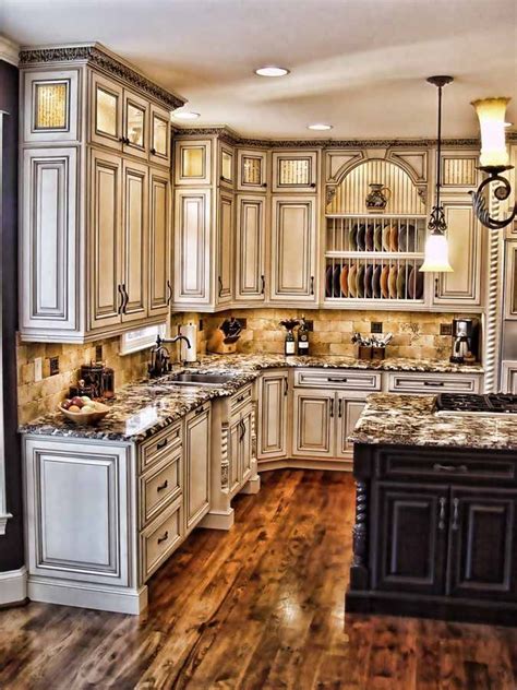 Today, i will show you 27 antique white. I wish I had this kitchen....amazing!!! | Antique white ...