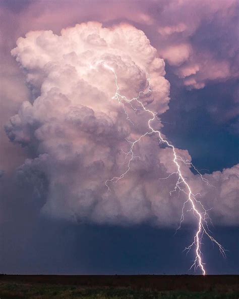 Canon Photography A Crazy Clear Air Lightning Strike Jumps Out Of A