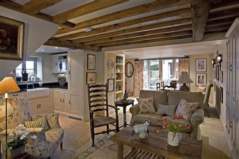 Shabby And Charme Un Romanticissimo Cottage Inglese
