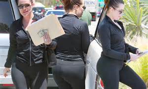 Why Leggings Make You Fat Wearing Them Causes Lazy Muscles And Leaves