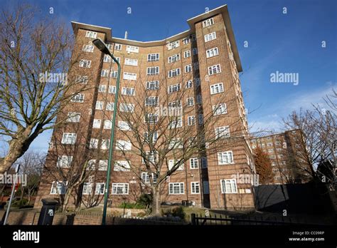 1930s Built Block Of Flats Apartments In Nw2 Cricklewood North London