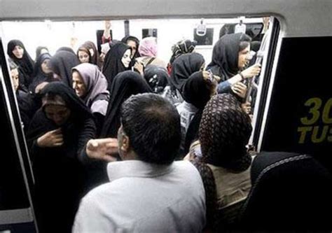 ورود مردان به واگنِ زنان در متروی تهران خط بازار