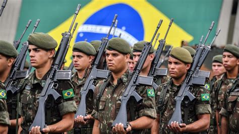 #brasil #venezuela #guerra #bolsonaro #maduro #guerrabrasilvenezuela #crisevenezuela #frontreirasbrasil #krestomatia esse vídeo trata de uma análise de. Brasil simuló escenario de guerra contra Venezuela durante ...
