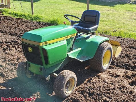 John Deere 300 Tractor Photos Information