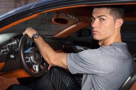 Cristiano Ronaldo Agrega A Su Colección De Autos Su Nuevo Ferrari Monza Sp