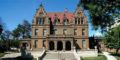 The Pabst Mansion Is Located At 2000 W Wisconsin Avenue Milwaukee