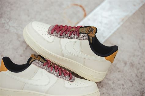 Nike air force 1 '07 se. Nike Air Force 1 '07 LV8 Fossil/Wheat-Shimmer - CK4363-200