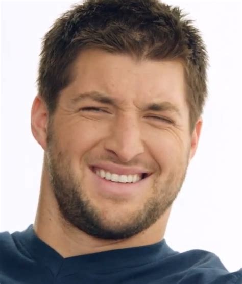pin by laurilee tracy on famous gentlemen ️ tim tebow girlfriend sports celebrities tim tebow