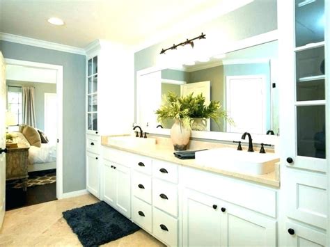Sink cabinet pedestal under sink storage bathroom vanity with 2 doors traditional bathroom cabinet space saver organizer (23.6 x 11.4 x 23.6) / (60 x 29 x 60)cm (l x w x h) white (pedestal sink) 1.0 out of 5 stars. Image result for pedestal sink storage ideas | Bathroom ...