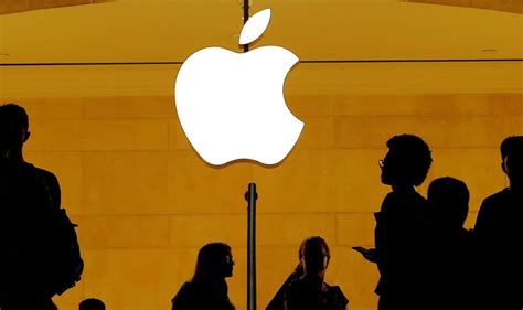 Apple Bitten By Supreme Court Ruling App Store Antitrust Lawsuit Moves Forward Movie Tv Tech