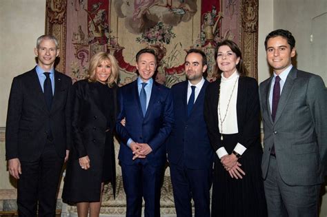 Attal est un ami intime de stéphane séjourné , conseiller politique de macron. La princesse Caroline de Monaco aux côtés de Brigitte ...
