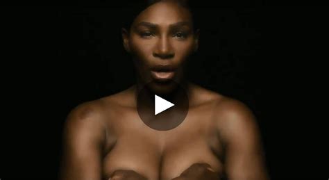 Serena Williams Canta In Topless Per Beneficenza Video