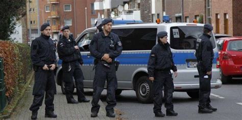 الشرطة الألمانية تلقي القبض على المتهم بارتكاب حادث الطعن في ن