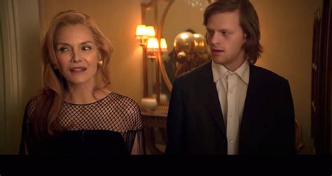 Michelle Pfeiffer And Lucas Hedges Star In French Exit Trailer