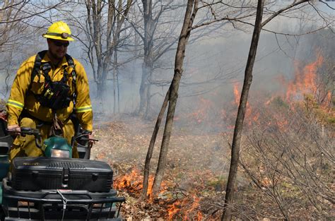 Showcasing The Dnr Behind The Dnrs Firefighting Front Lines