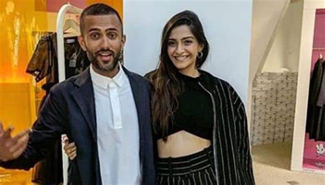 Sonam Kapoor To Marry Alleged Beau Anand Ahuja Heres The Latest