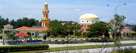 Kami menyediakan homestay di bukit beruntung. Blues In Bukit Beruntung
